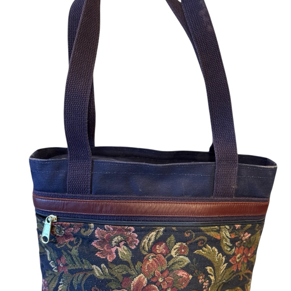 Elegant Floral Tapestry Tote with Leather Trim